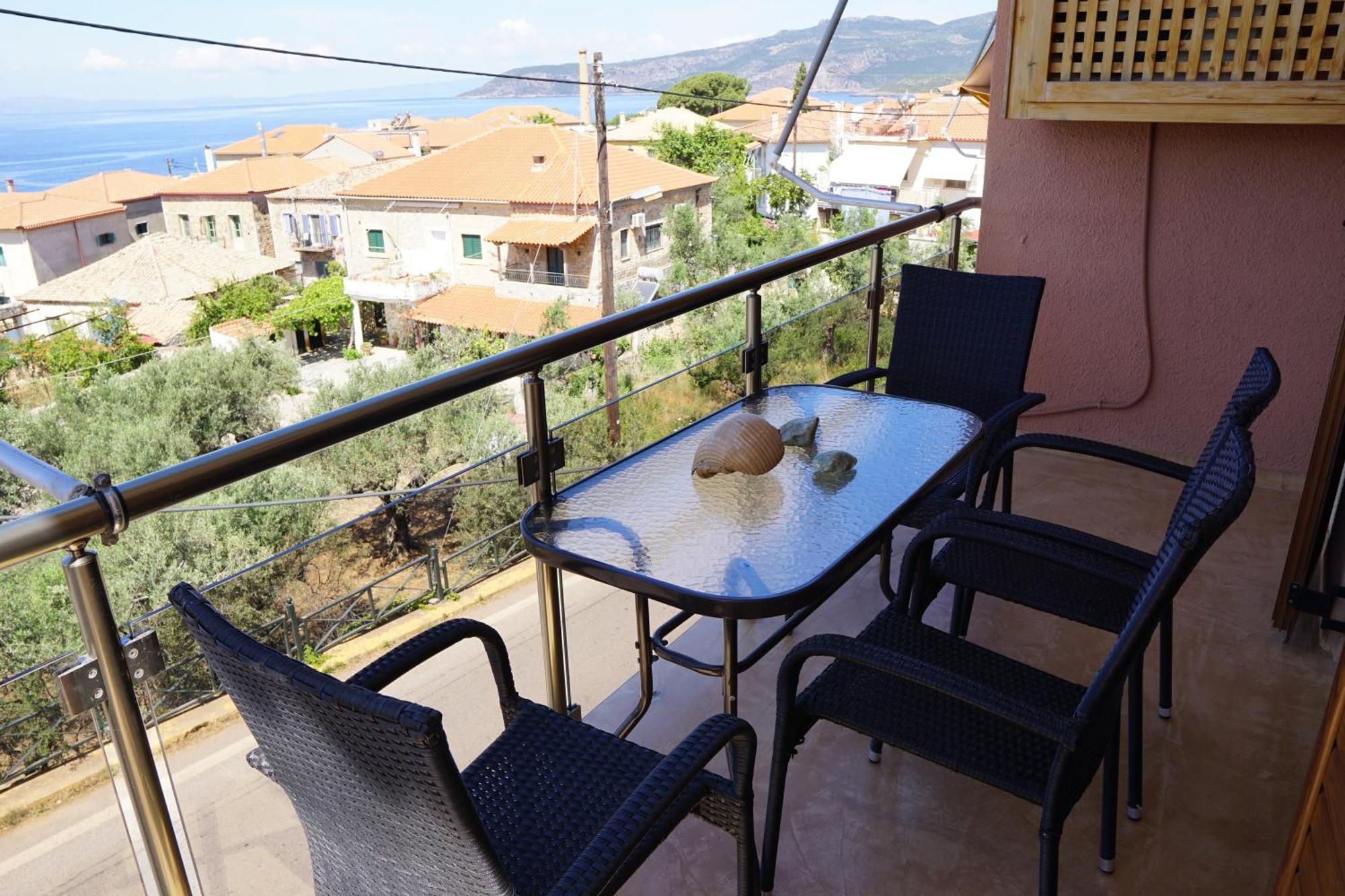 Sea And Sun Apartments 304 Ιδιωτικό Διαμέρισμα Kardamíli Kültér fotó