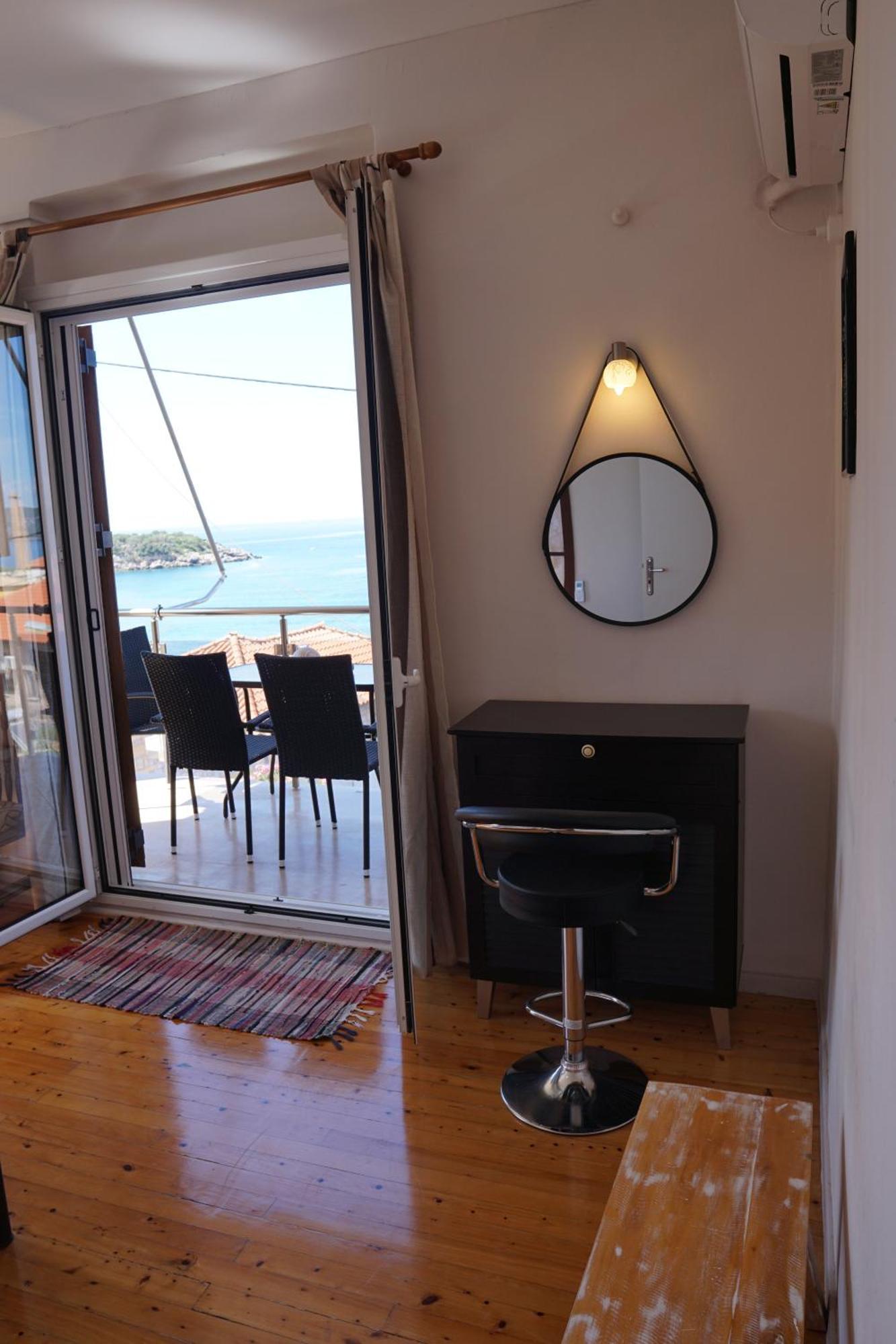 Sea And Sun Apartments 304 Ιδιωτικό Διαμέρισμα Kardamíli Kültér fotó