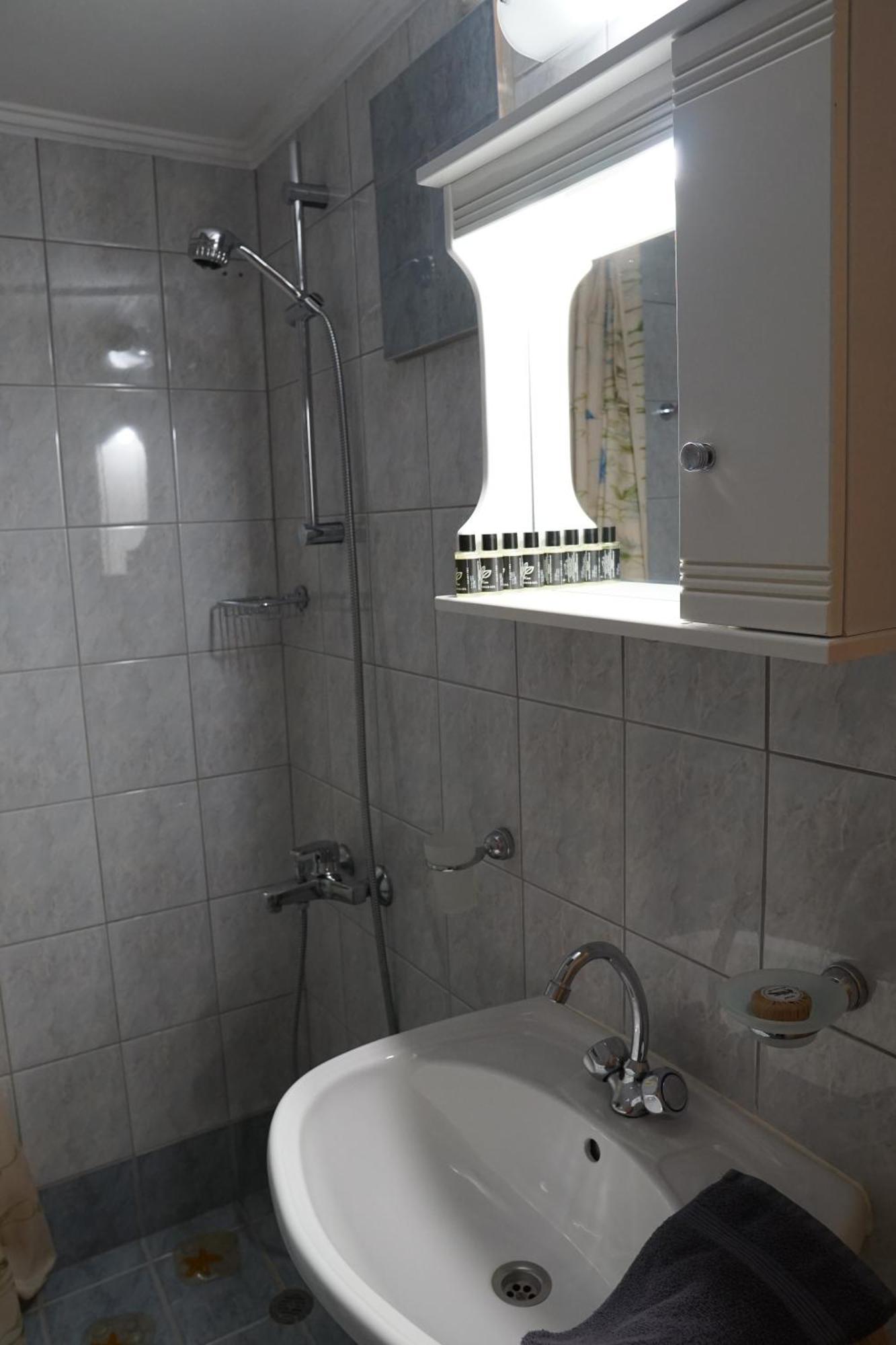 Sea And Sun Apartments 304 Ιδιωτικό Διαμέρισμα Kardamíli Kültér fotó
