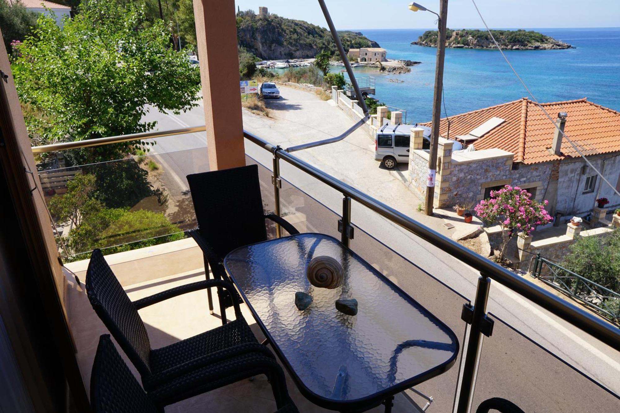 Sea And Sun Apartments 304 Ιδιωτικό Διαμέρισμα Kardamíli Kültér fotó
