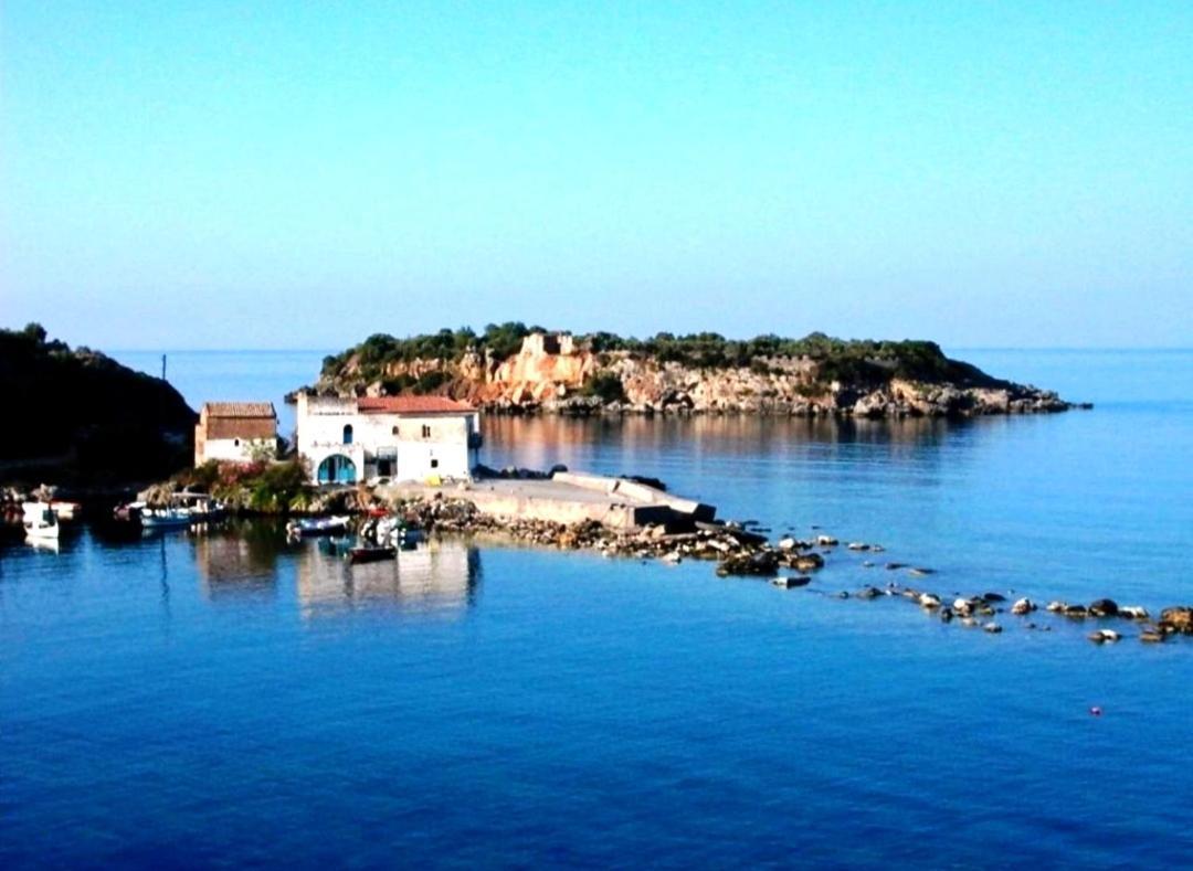 Sea And Sun Apartments 304 Ιδιωτικό Διαμέρισμα Kardamíli Kültér fotó