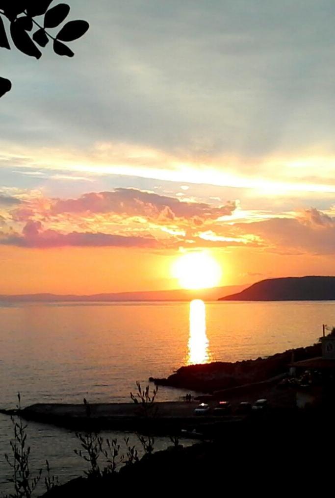 Sea And Sun Apartments 304 Ιδιωτικό Διαμέρισμα Kardamíli Kültér fotó